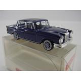 HO 824 03 26  Mercedes Benz 220S d.blau